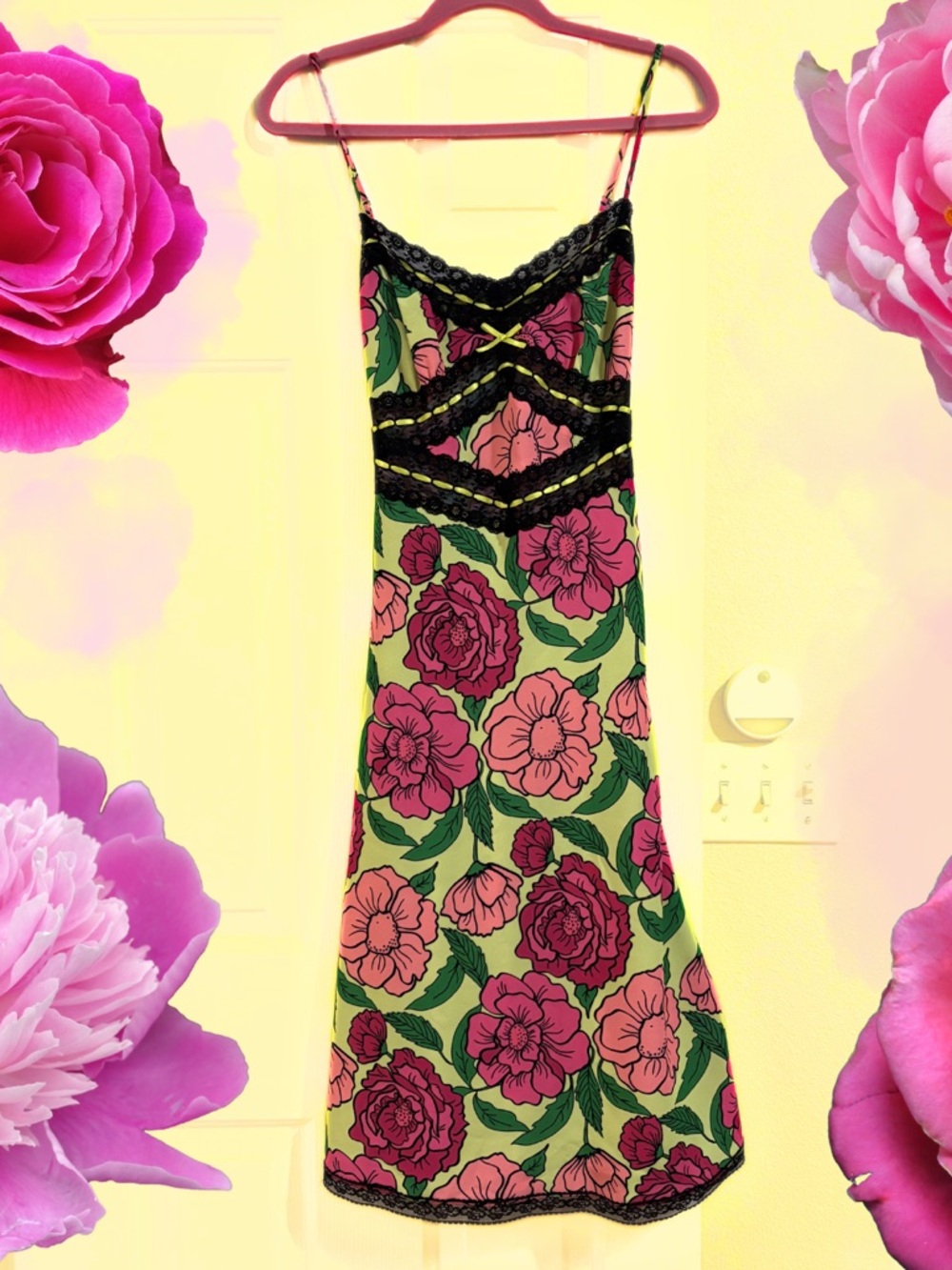 Betsey Johnson Hollywood Midi Dress Sunny Lime Floral - S- Slip dress-